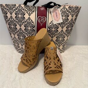 Brighton Daria Ran Wedge Sandals and Tore Bag Sz 10 NWT’s and Large Tote